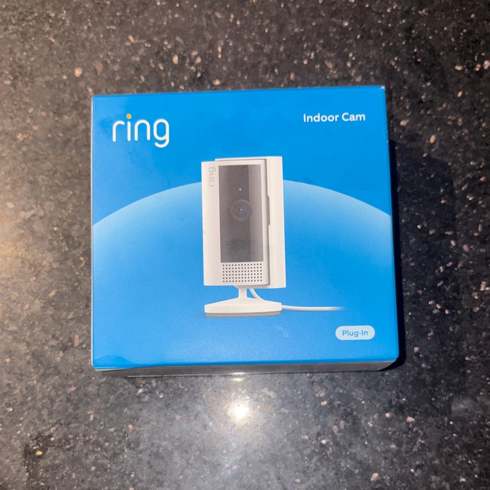 Ring Indoor Cam in White and Black